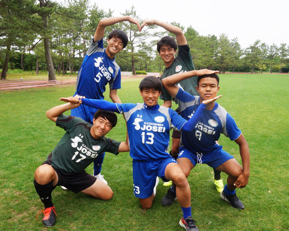 21年 始動 鹿児島の強豪 鹿児島城西高校サッカー部あるある オフの日に寮生みんなでフットサルしがち ヤンサカ