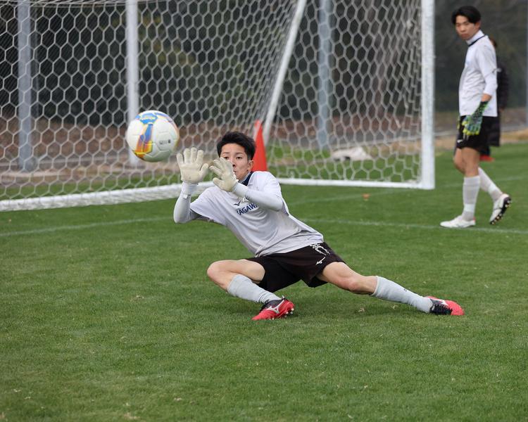 【四国学院大学香川西】し烈な守護神争いを勝ち抜いたGK三谷が香川西を選んだ理由とは？【進路】　