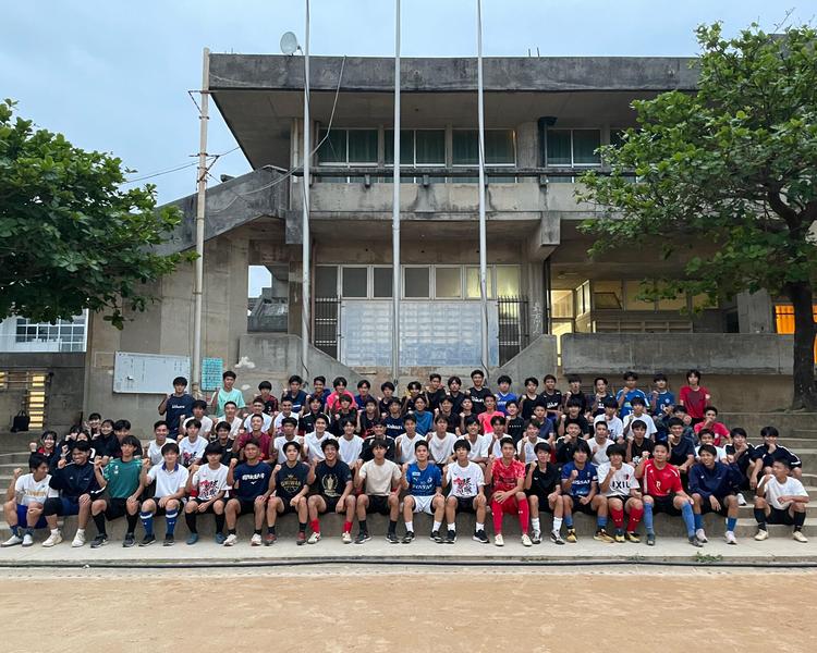  【宜野湾】梅雨時は戦々恐々...？沖縄の強豪・宜野湾高校サッカー部ならではのあるあるとは？【あるある】