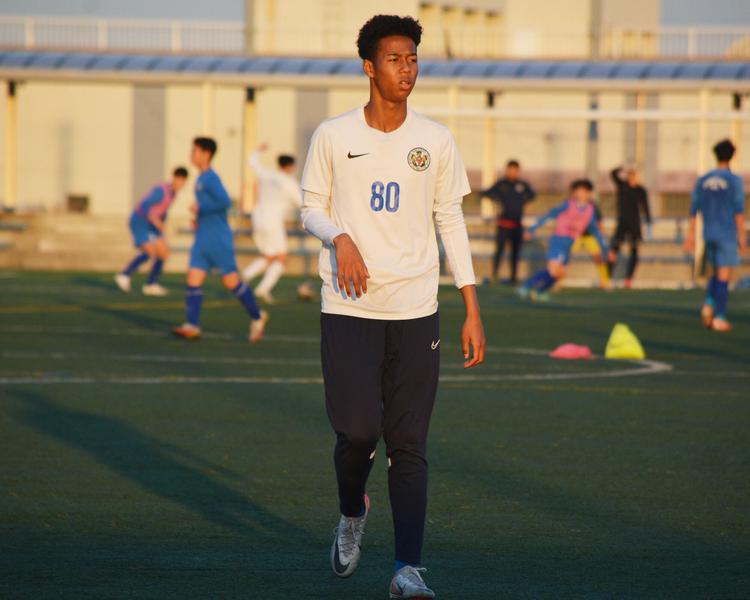 【市立船橋】『柏レイソルのU-18に昇格できず...』悔しい思いを糧に成長を続ける岡部タリクカナイ颯斗が市立船橋を選んだ理由とは？【進路】