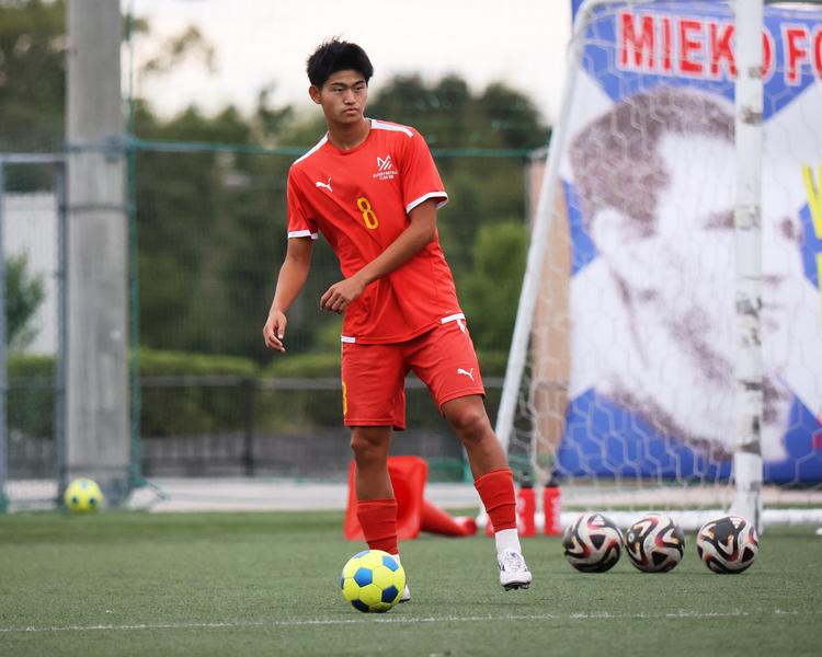 【三重】『三重高らしい見ていて楽しいサッカーを』夏に続いて全国出場を目指す三重高校のキャプテン・橋本紘知の想い【キャプテン】