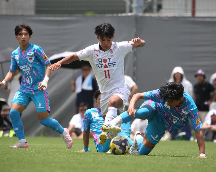 【神村学園】『サッカーを辞めて、勉強を頑張ろうかなと思っていた』アタッカー・徳村楓大が神村学園を選んだ理由とは？【進路】