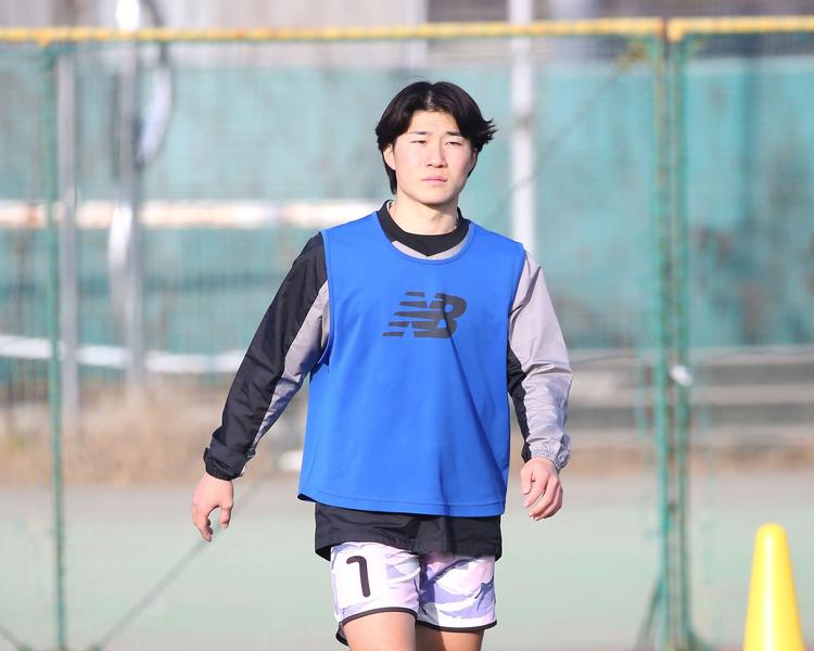 【昌平】『見ている人に想いが伝わるようなプレーを』得意のドリブル突破でチームを勝利に導けるか。川崎フロンターレ内定・長璃喜が示す自らの存在価値【○○の誓い】