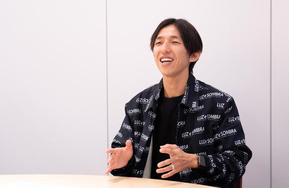 自信を持ってドリブルを仕掛けるには「これなら抜ける」という距離と角度を知っておくこと