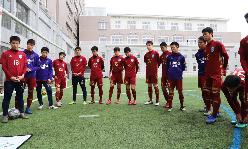 関大北陽高校サッカー部あるある 又吉さん寄贈のユニフォームがカッコいい ヤンサカ