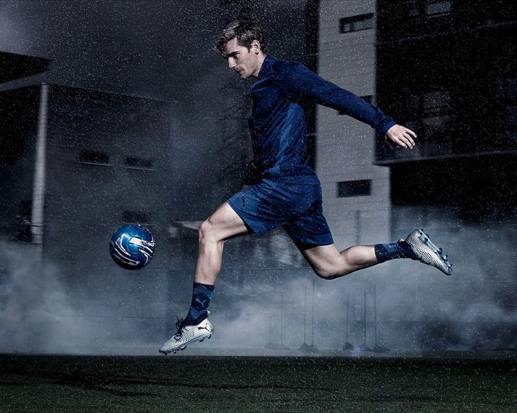 プーマが新しいカラーの FUTURE と PUMA ONE を発表！